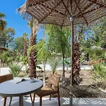 Hotel apartamentowy Nusa & 4*