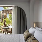 Hotel apartamentowy Nusa &