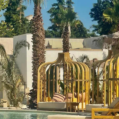 Nusa & Appart hôtel *
