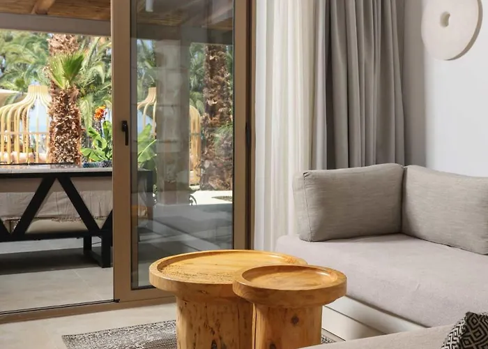 Aparthotel Nusa & Pefkochori