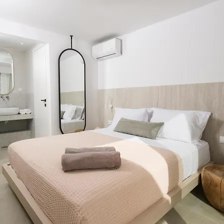 Nusa & מלון דירות 4*