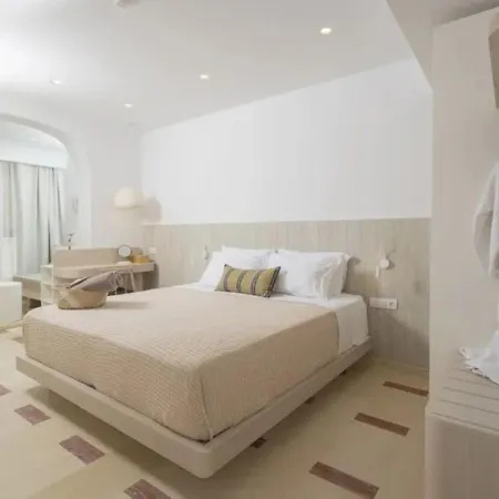 Nusa & Ξενοδοχείο με διαμερίσματα Πευκοχώρι