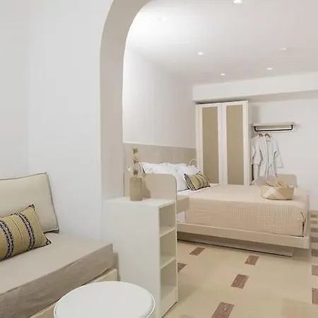 Nusa & מלון דירות 4*