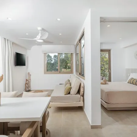 Nusa & מלון דירות