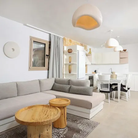 Nusa & מלון דירות 4*