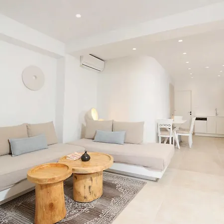 Nusa & מלון דירות 4*