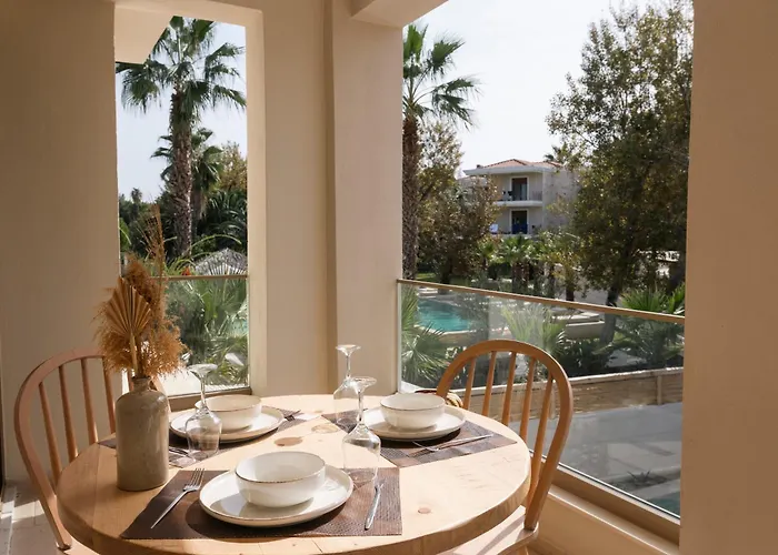 Nusa & 4* Pefkochori