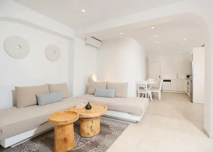 Nusa & Apartahotel 4*